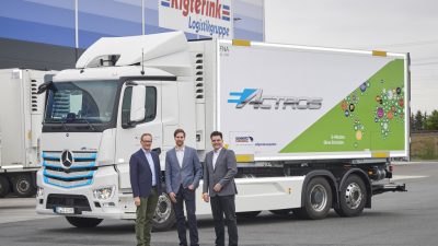 Mercedes-Benz eActros: Eπιασε δουλειά σε σούπερ μάρκετ!