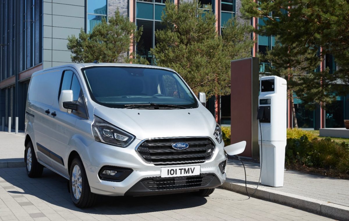 Tα ηλεκτρικά βαν θα φορτίζουν σε σημεία…έξυπνα τοποθετημένα