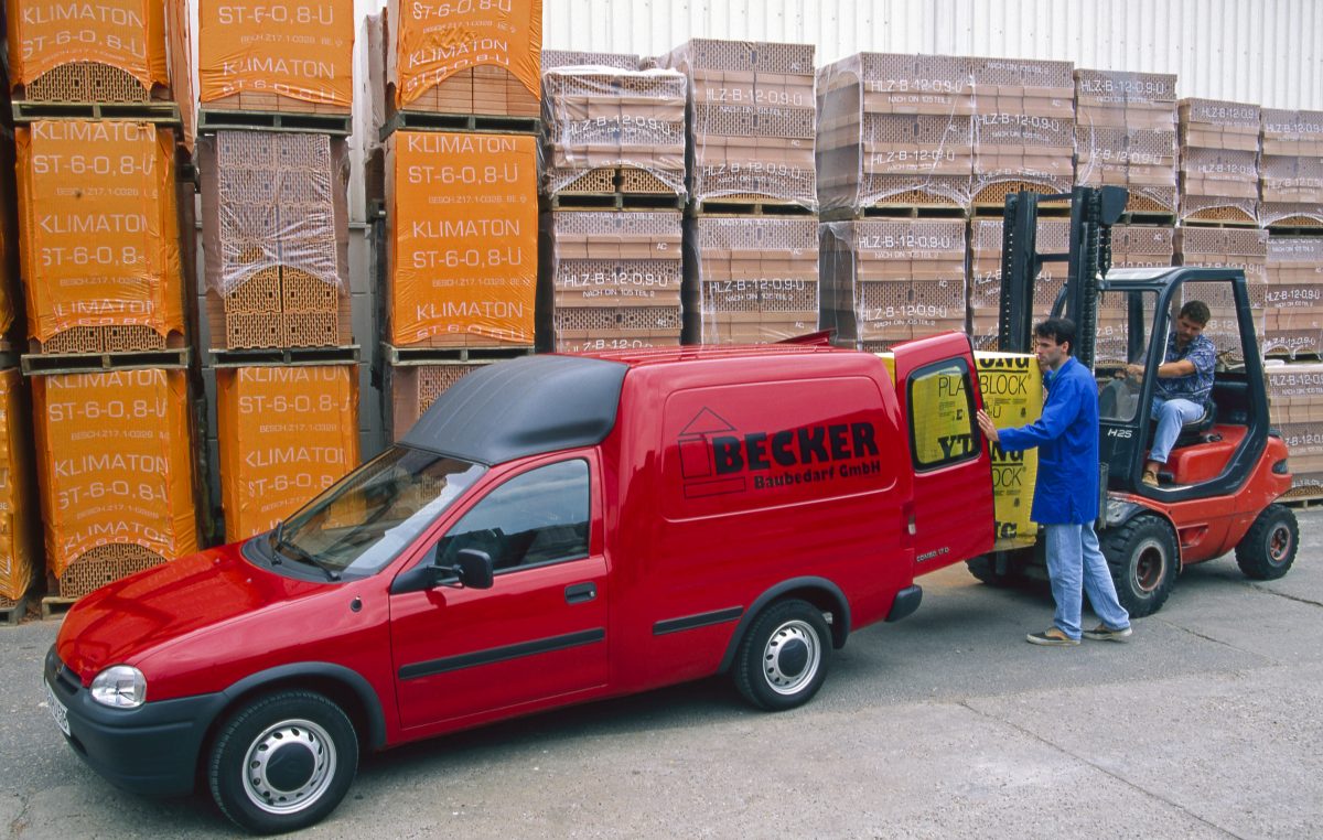 Opel Combo: Σαρανταρίζει το δημοφιλές επαγγελματικό μοντέλο!