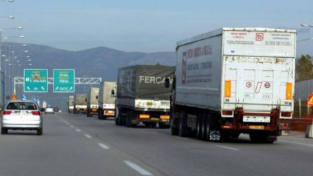 Έως 5.000 ευρώ το περιβαλλοντικό χαράτσι στα εισαγόμενα, παλιά φορτηγά!