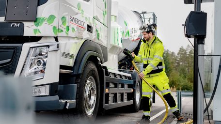 Volvo Trucks, Το 2021 μπαίνει στην πρίζα με μια σειρά ηλεκτρικών φορτηγών