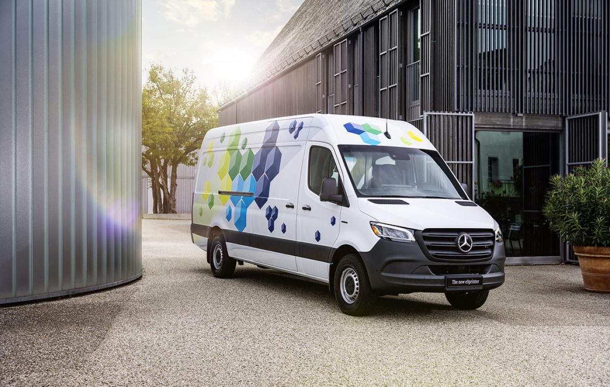 MERCEDES eSprinter:  Νέες εκδόσεις με ισχυρότερες μπαταρίες ιδανικές και για υπερκατασκευές!