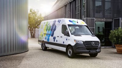MERCEDES eSprinter:  Νέες εκδόσεις με ισχυρότερες μπαταρίες ιδανικές και για υπερκατασκευές!