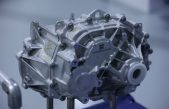 Ο πρώτος μειωτήρας για NEV της ZF Transmissions Shanghai Co., Ltd. βγαίνει από τη γραμμή παραγωγής