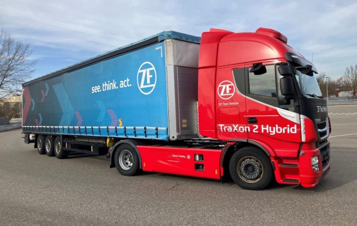 Απανθρακοποίηση της Βιομηχανίας Μεταφορών: Το Υβριδικό Κιβώτιο της ZF για Βαρέα Φορτηγά σε Πραγματικές Δοκιμές