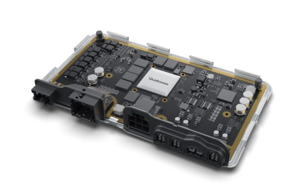 ZF και Qualcomm συνεργάζονται για την παροχή κλιμακούμενης λύσης ADAS με τη δύναμη του υπερυπολογιστή ZF ProAI και της πλατφόρμας Snapdragon Ride